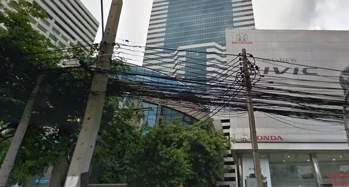 sm-tower-condo-bangkok-59b249c6a12eda731b000924_full