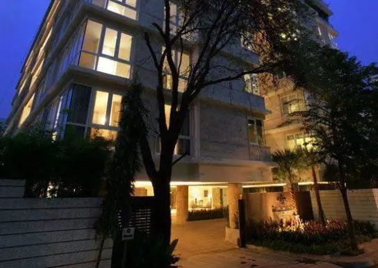 the-signature-residence-condo-bangkok-51192d55ef23779f3d000b20_full