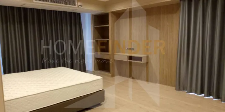 2nd bedroom_1