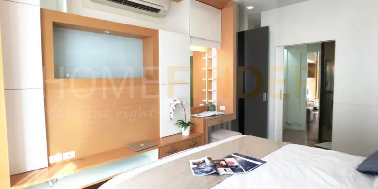 4-main-bedroom1