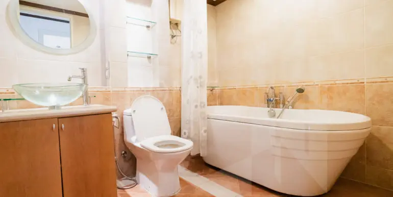 Navin Court (2bed 148sqm 60k)-12