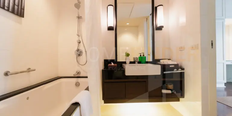 21 Saladaeng (2b 80sqm 85k)-17