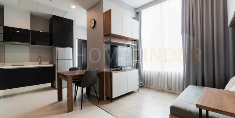 Eight thonglor residence (1b 38k)