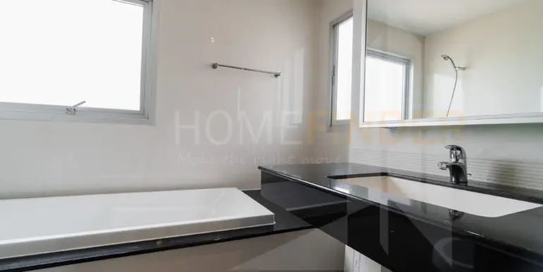 P.W.T.Mansion (2b 165sqm 50k)-12