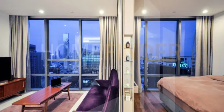 The Bangkok Sathorn 1b1b 61s 18.1m 5