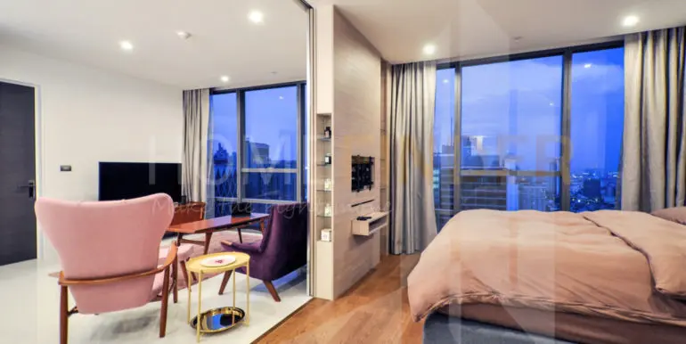 The Bangkok Sathorn 1b1b 61s 18.1m 6