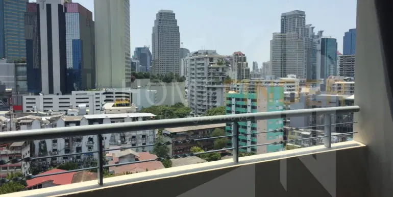 Baan Preeda 390Sqm. 3b4b 13Fl. 79K (4)