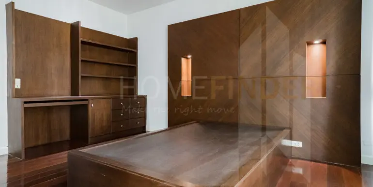 Ban KlangKrung Thonglor (4b 350sqm 90k)-44