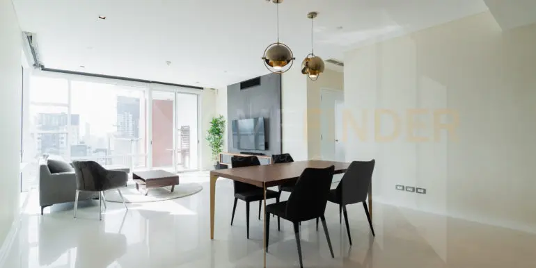 Fullerton (3b 132.02sqm 90k)