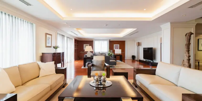 Las Colinas (4b 700sqm 350k)-4
