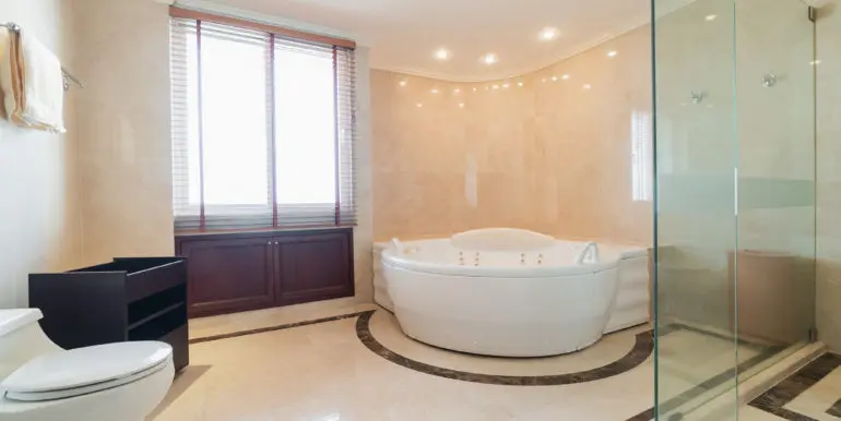 Las Colinas (4b 700sqm 350k)-42