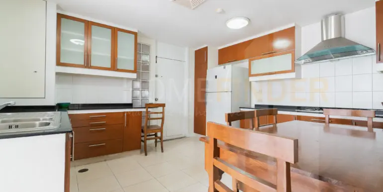 Neo Aree Sukhumvit 26 (3b 250sqm 55k)-10