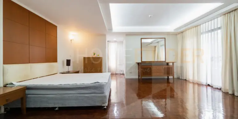 Neo Aree Sukhumvit 26 (3b 250sqm 55k)-13