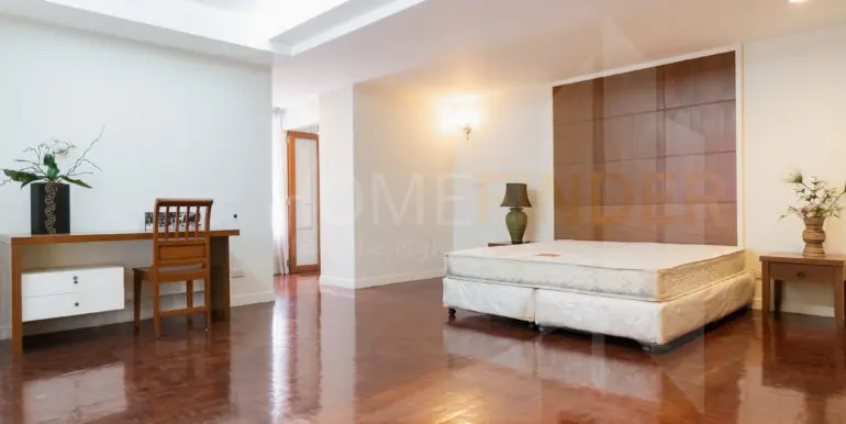 Neo Aree Sukhumvit 26 (3b 250sqm 55k)-15