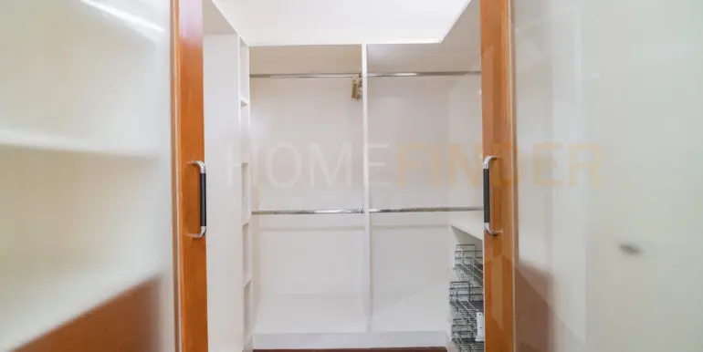 Neo Aree Sukhumvit 26 (3b 250sqm 55k)-17