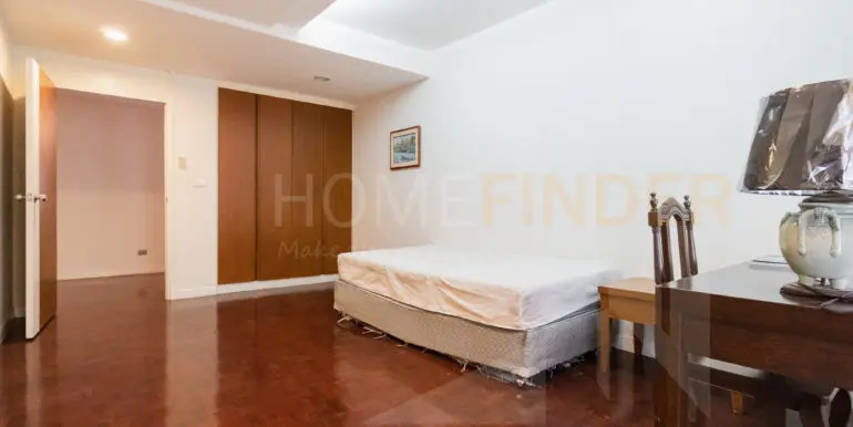 Neo Aree Sukhumvit 26 (3b 250sqm 55k)-21