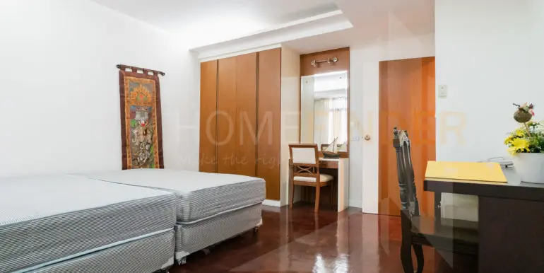 Neo Aree Sukhumvit 26 (3b 250sqm 55k)-23