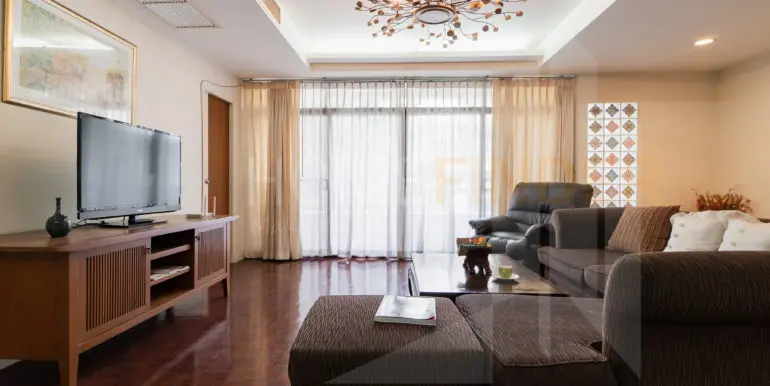 Neo Aree Sukhumvit 26 (3b 250sqm 55k)-4