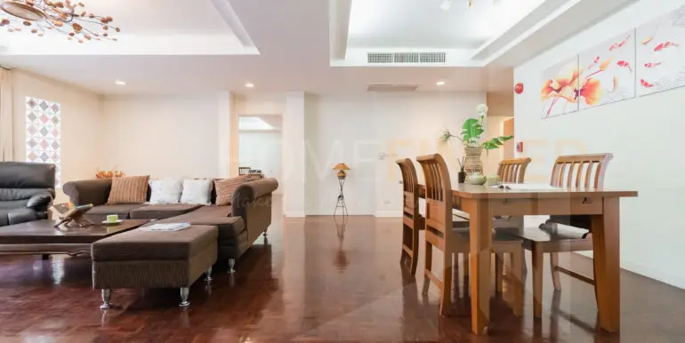 Neo Aree Sukhumvit 26 (3b 250sqm 55k)-9