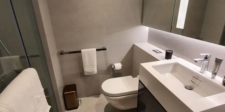 Tela Thonglor 201.5 Sqm. 2+1b 3b 72 Mb (6)