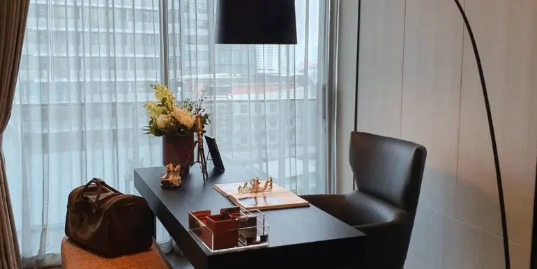 Tela Thonglor Penthouse 4b4b 255 Mb (3)