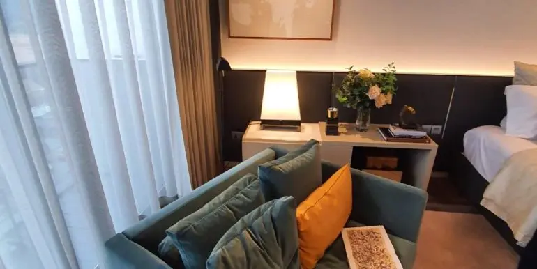 Tela Thonglor Penthouse 4b4b 255 Mb (4)