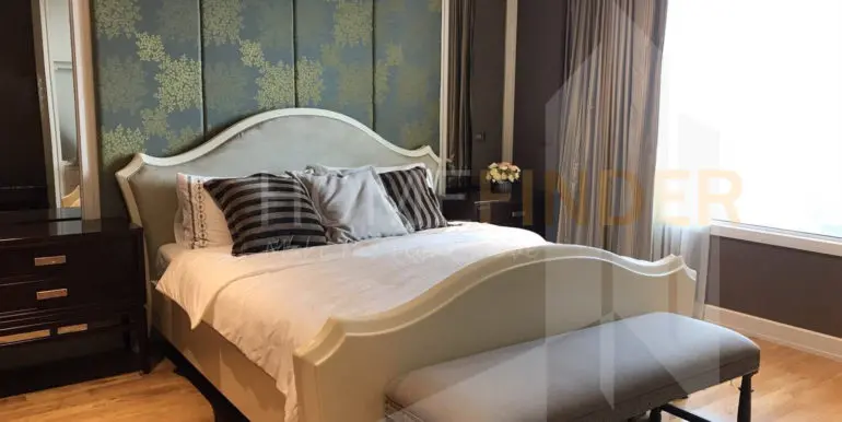 The Empire place 130 Sqm. 3b3b 32 Fl. 75K (2)