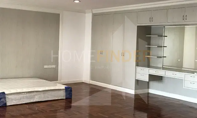 Unit 4A - Master Bed