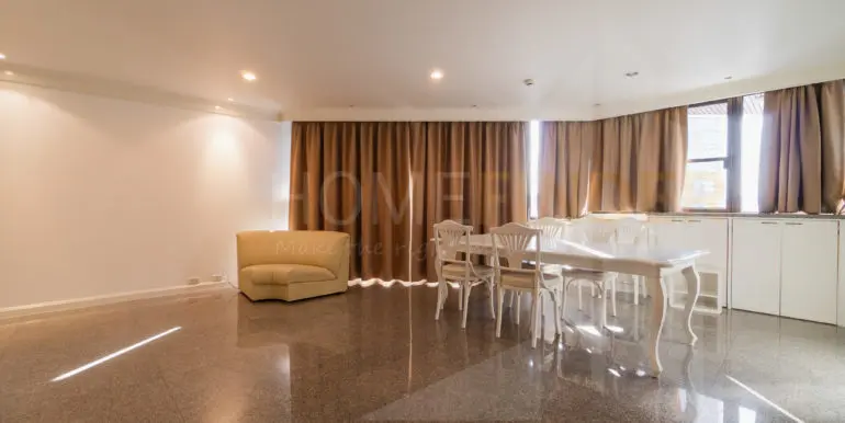 Lake Avenue (2b 126sqm 50k)
