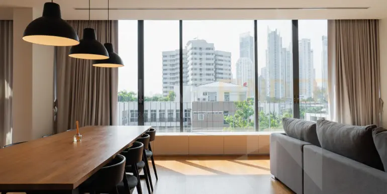 Vana Residence Sukhumvit 26 (4b 440sqm 300k)-24