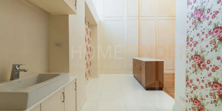 Baan Krang Krung Thonglor (4b 350sqm 85k)-17