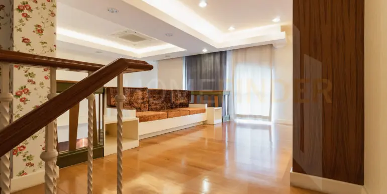 Baan Krang Krung Thonglor (4b 350sqm 85k)-21