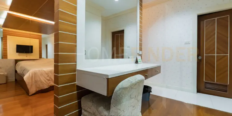 Baan Krang Krung Thonglor (4b 350sqm 85k)-34