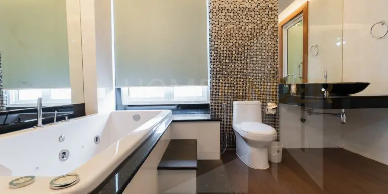 Baan Krang Krung Thonglor (4b 350sqm 85k)-45