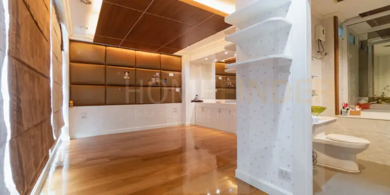 Baan Krang Krung Thonglor (4b 350sqm 85k)-49