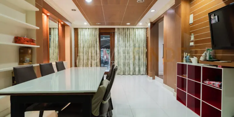 Baan Krang Krung Thonglor (4b 350sqm 85k)-8