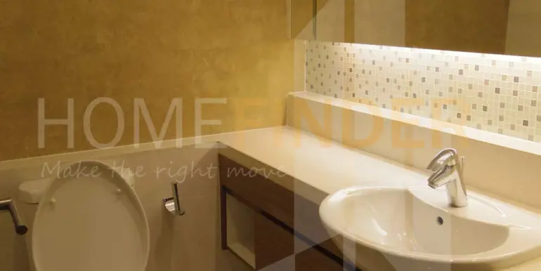 19-Bedroom2-4-Toilet-