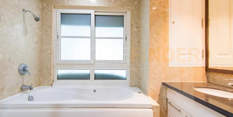 Wattana Suite (3bed 132sqm 12mb)-17