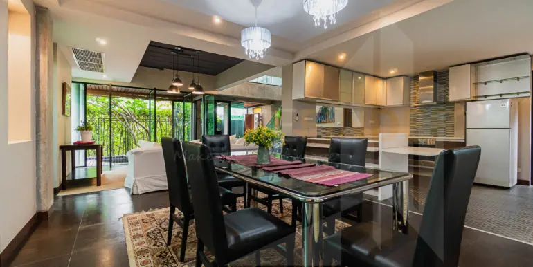 House Thonglor (3bed 400sqm 165k)