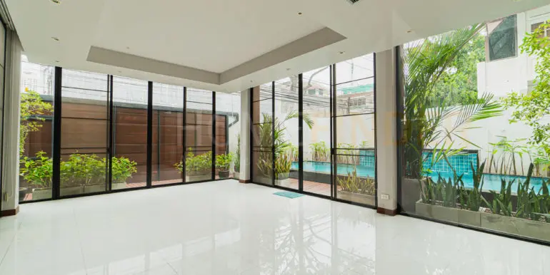 House Thonglor Sukhumvit 34 (4bed 450sqm 170k)