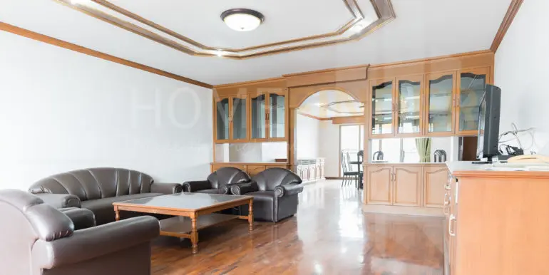 Regent on Park1 (3bed 250sqm 55k)
