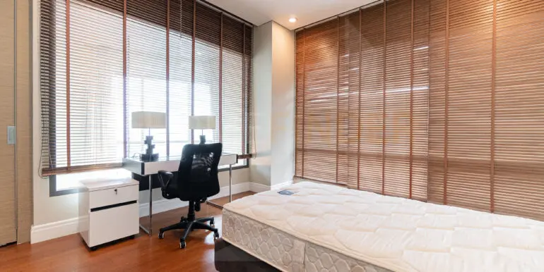 Bright Sukhumvit 24 (3bed Duplex 37.5b)-16