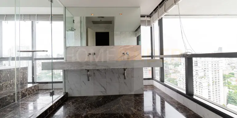 Le Raffine Sukhumvit 39 (3bed 365sqm 185k,73mb)-35