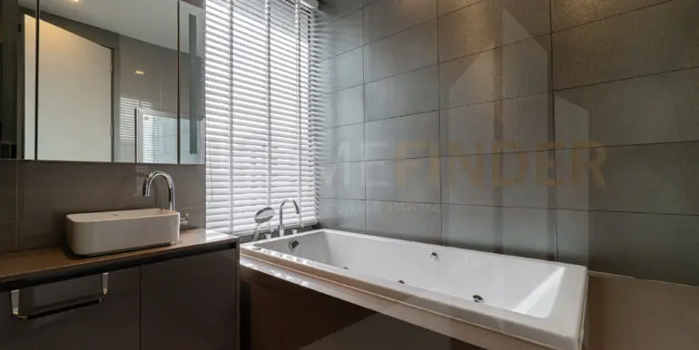 M Silom (1bed)-17
