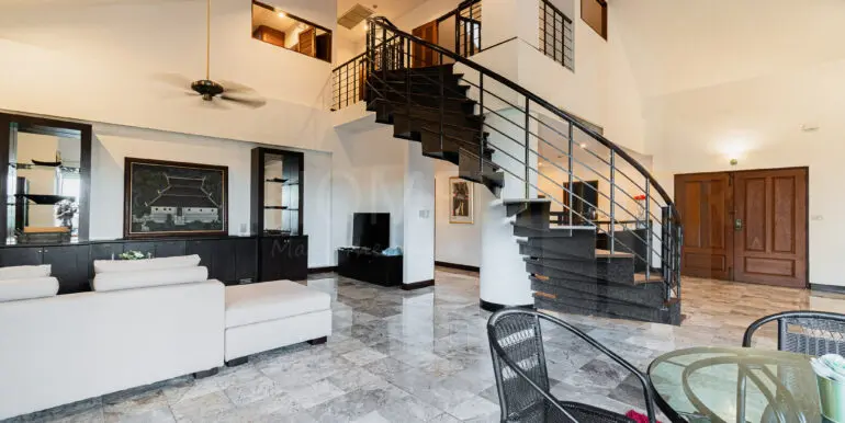 Raintree Village Apartment (4b 420sqm 125k)-6