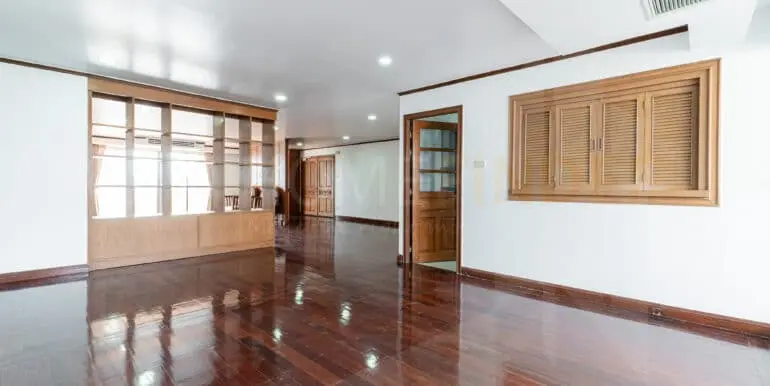 Regent on the park 2 (3bed 250sqm 60k)-13