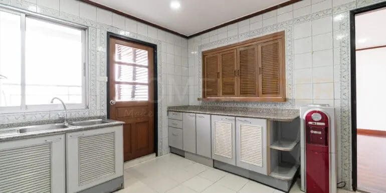 Regent on the park 2 (3bed 250sqm 60k)-17