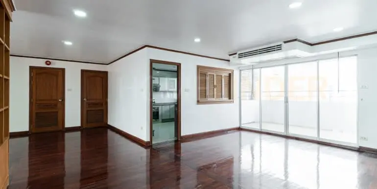 Regent on the park 2 (3bed 250sqm 60k)-18