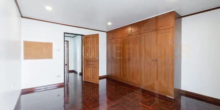 Regent on the park 2 (3bed 250sqm 60k)-20