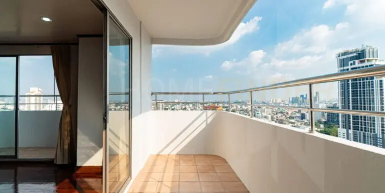 Regent on the park 2 (3bed 250sqm 60k)-28